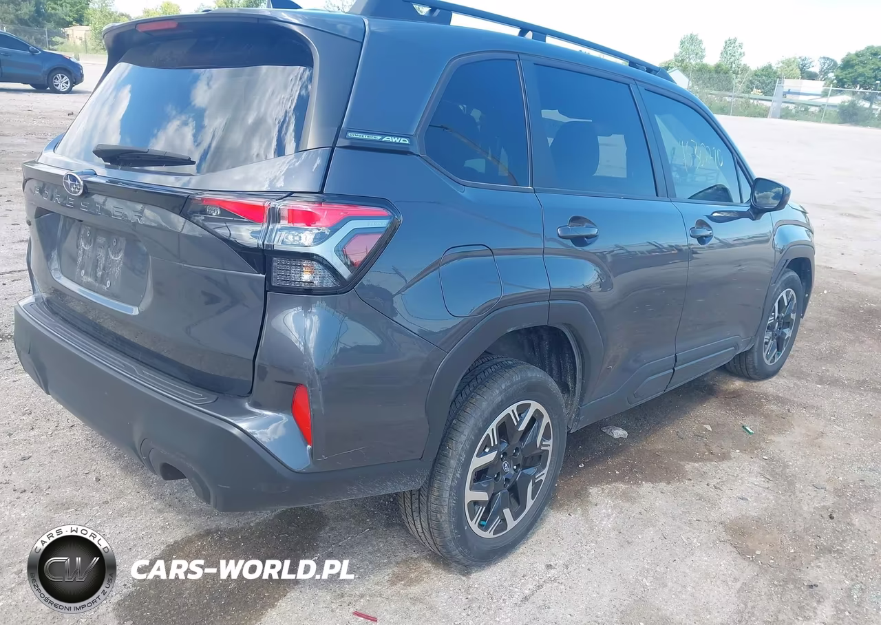 2025 Subaru Forester Premium VIN:JF2SLDBC1SH425344 - 4