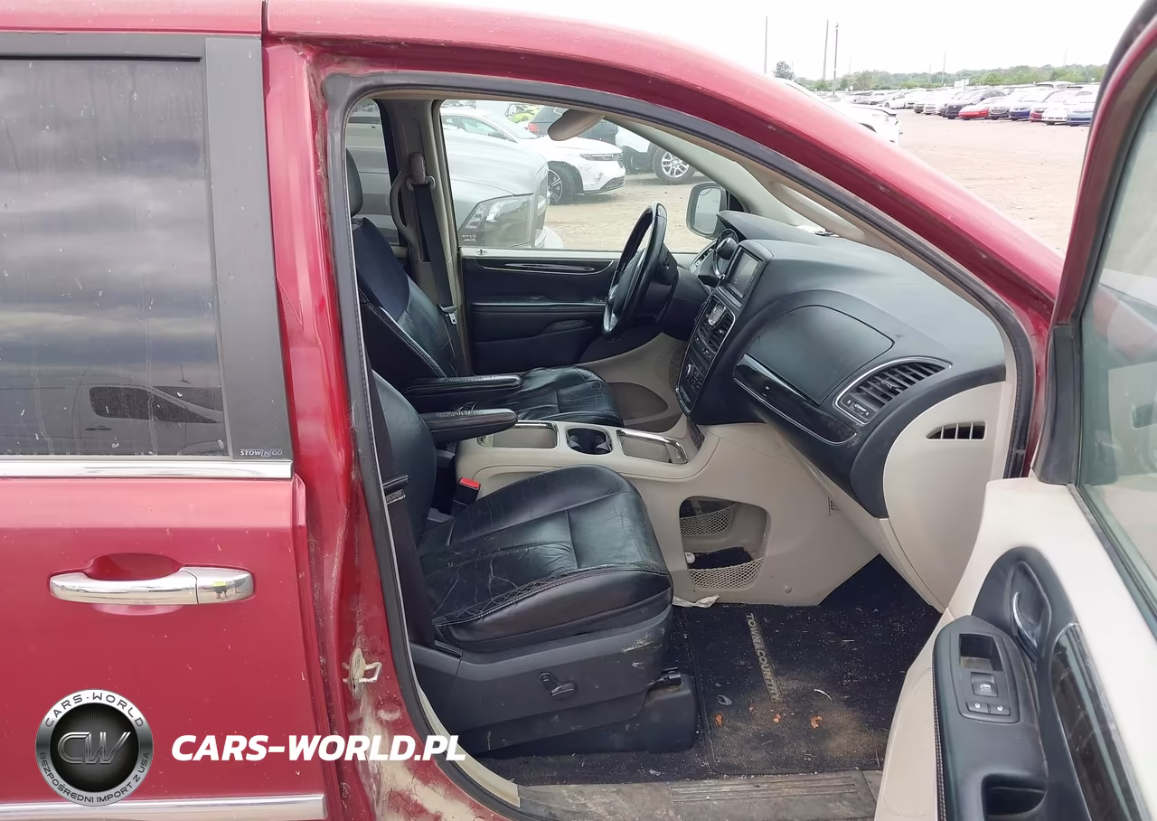2012 Chrysler Town & Country Limited VIN:2C4RC1GG7CR362022 - 5