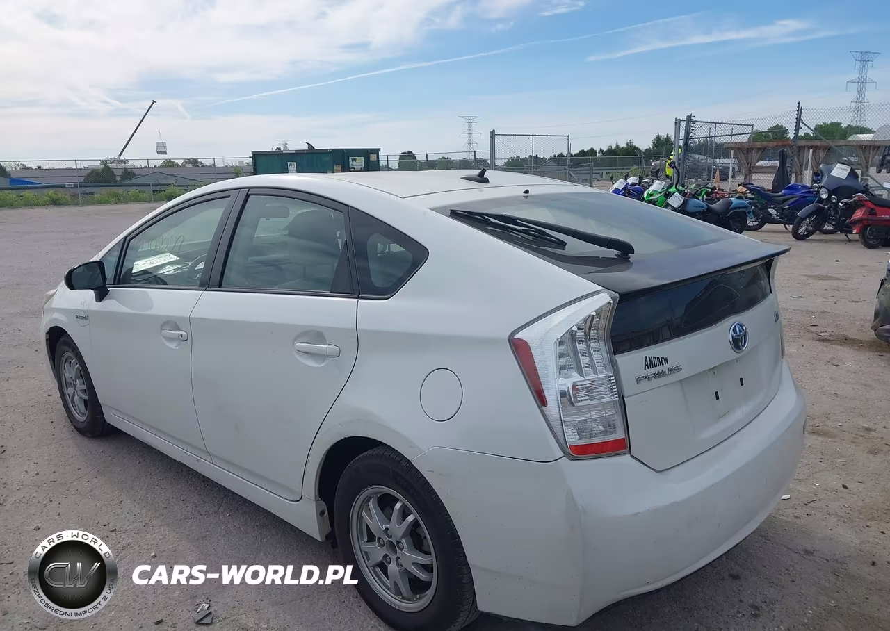 2011 Toyota Prius Three VIN:JTDKN3DU4B0329263 - 3