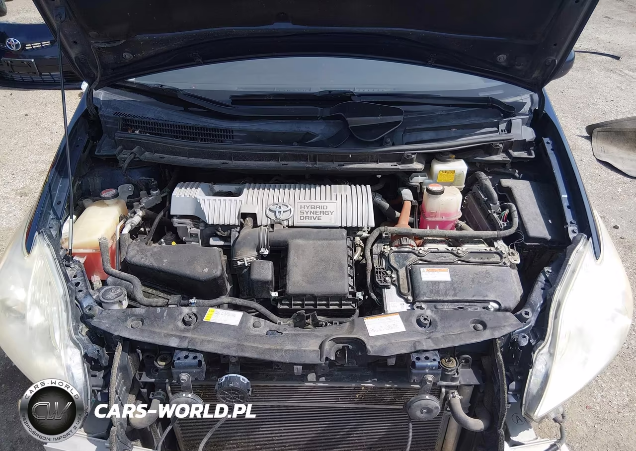 2015 Toyota Prius Two VIN:JTDKN3DU3F0485347 - 10