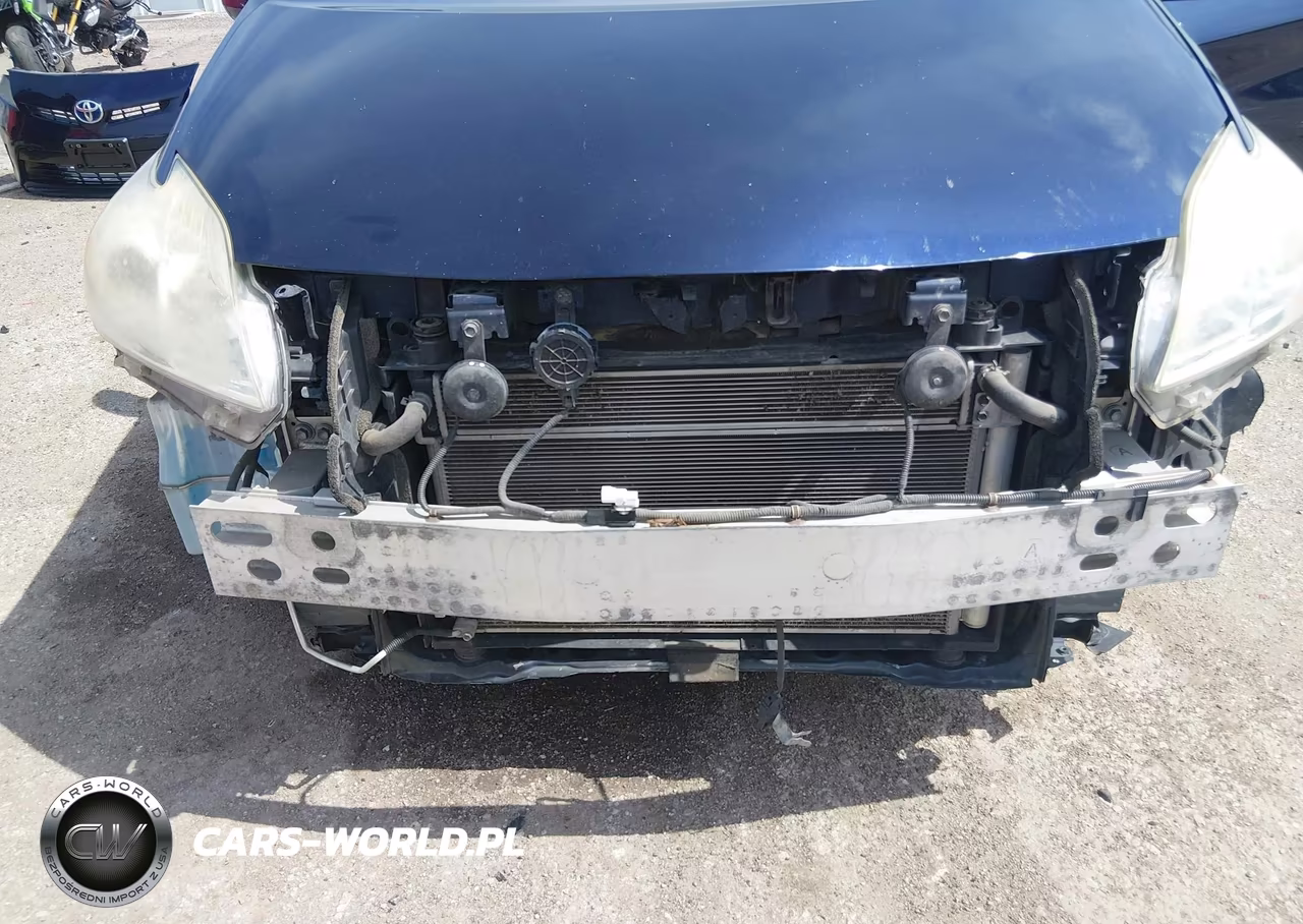 2015 Toyota Prius Two VIN:JTDKN3DU3F0485347 - 6