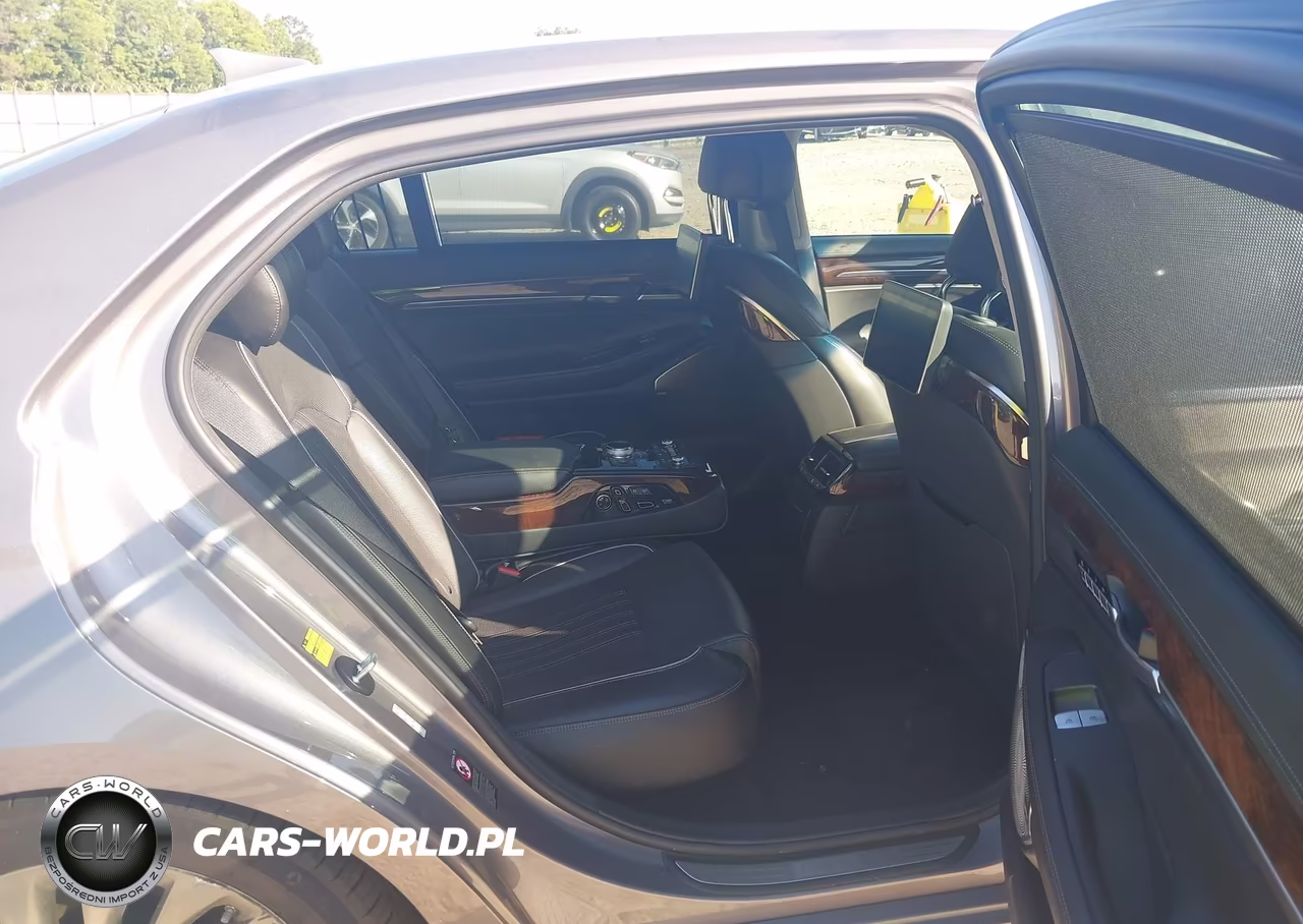 2018 Genesis G90 5.0 Ultimate VIN:KMHG54JH7JU041548 - 8