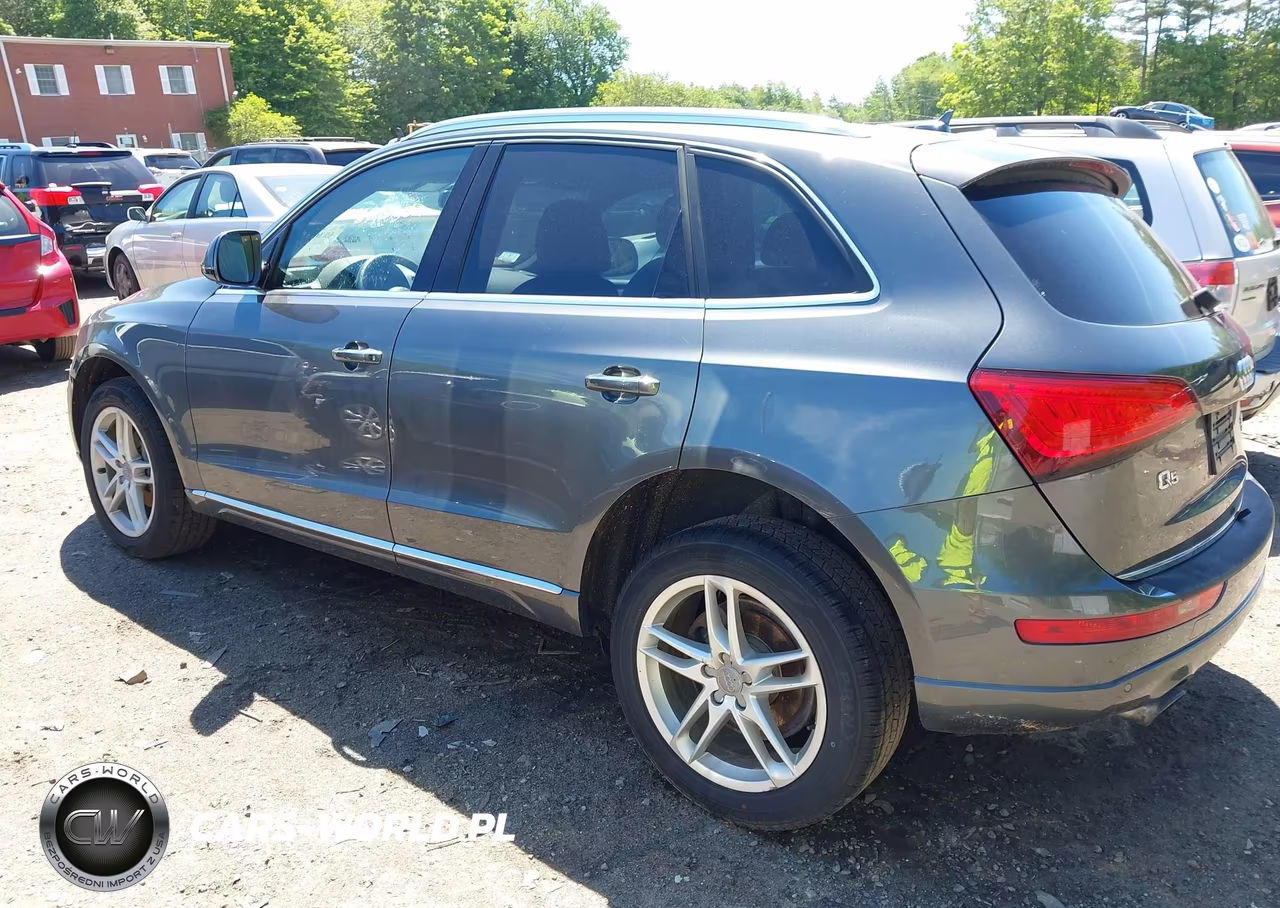 2015 Audi Q5 2.0T Premium VIN:WA1LFAFPXFA099204 - 3