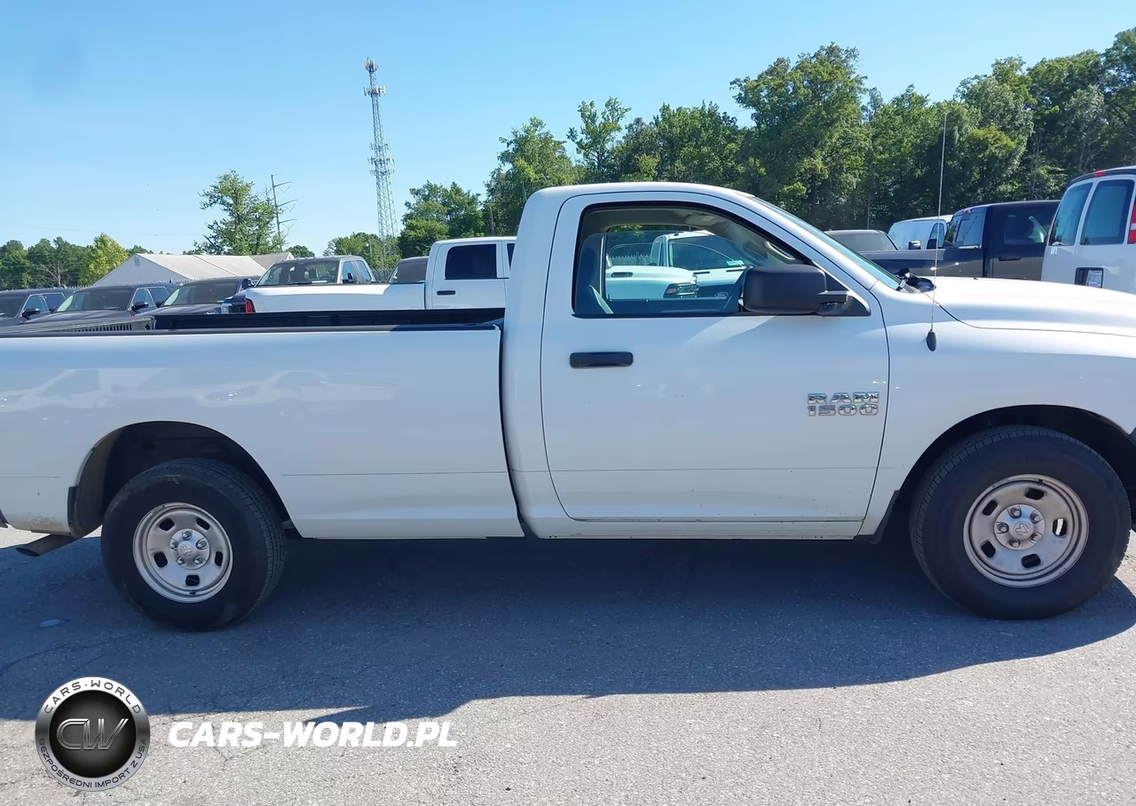 2018 Ram 1500 Tradesman 4X2 8' Box VIN:3C6JR6DG1JG321487 - 13