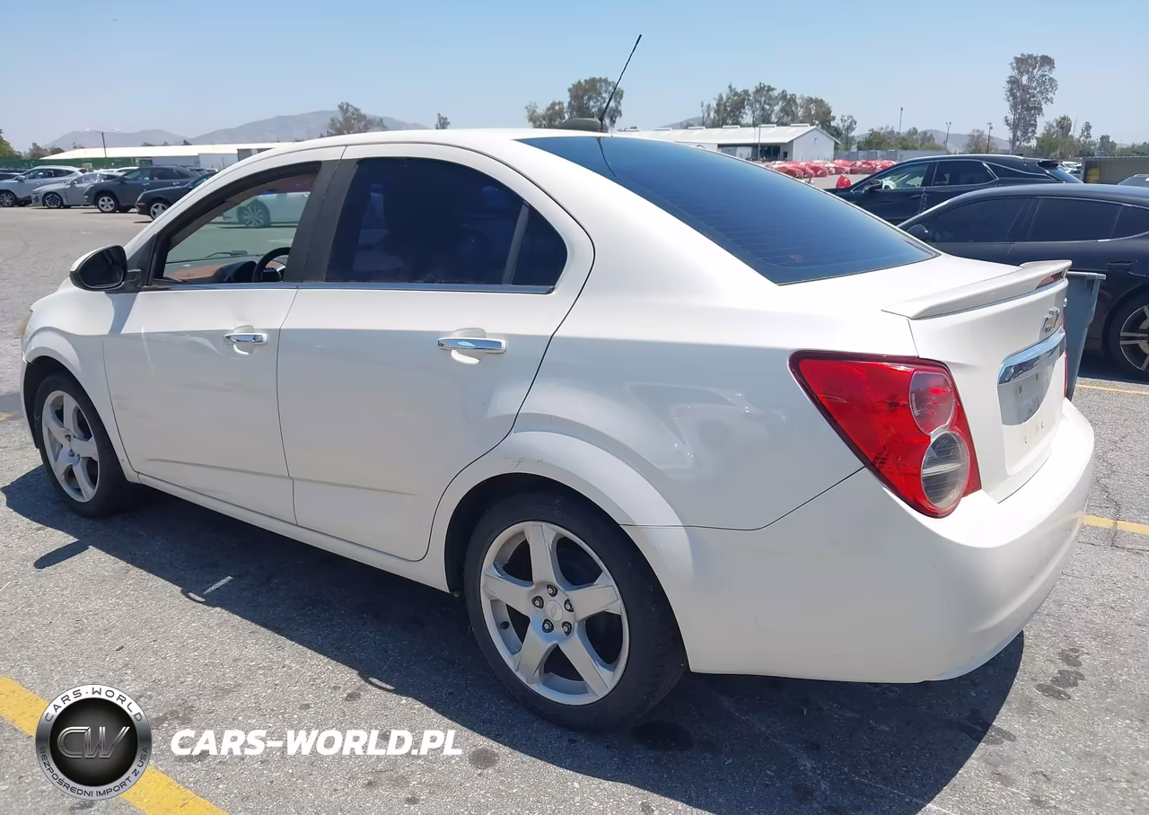 2015 Chevrolet Sonic Ltz Auto VIN:1G1JE5SB8F4123914 - 3