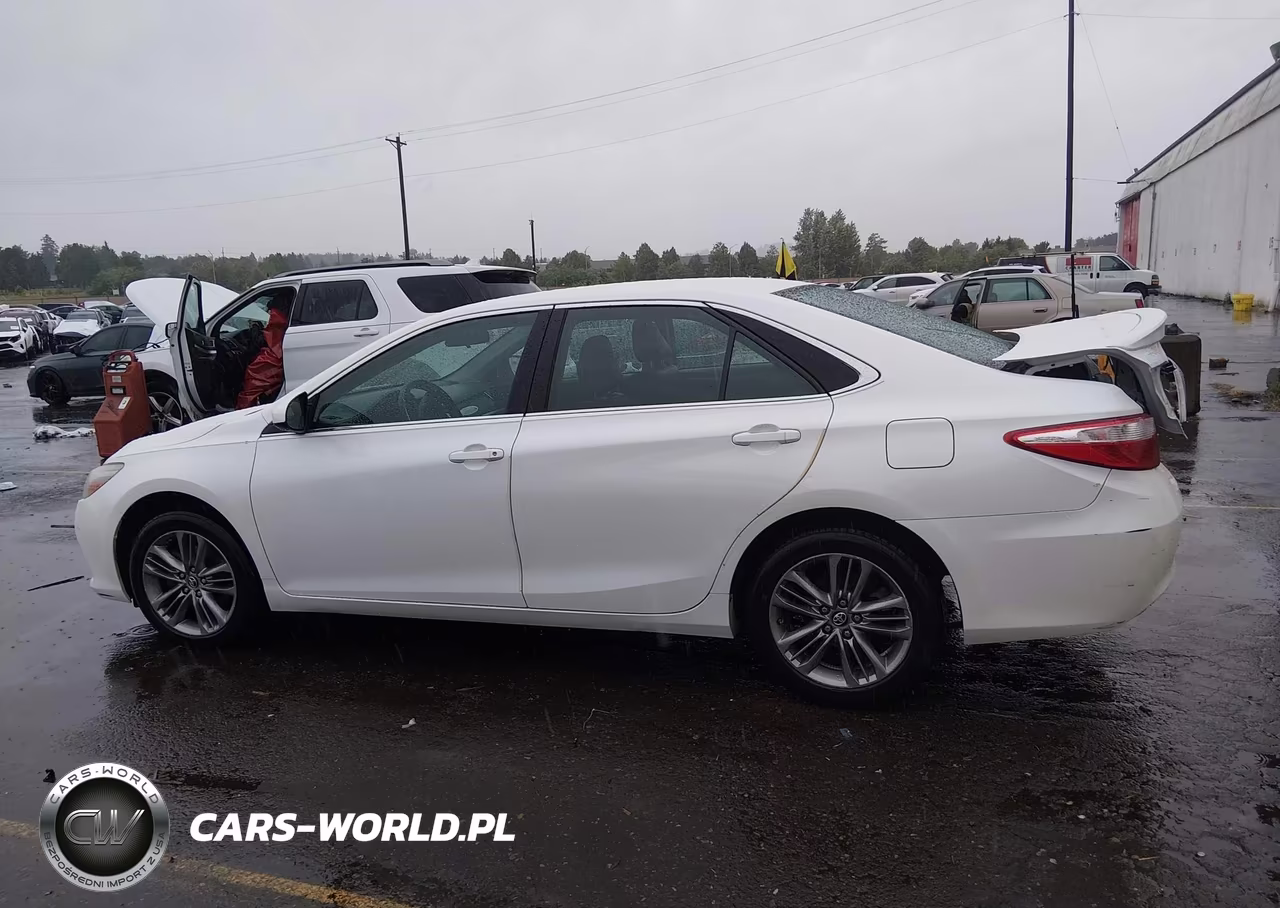 2017 Toyota Camry Se VIN:4T1BF1FK0HU271565 - 15