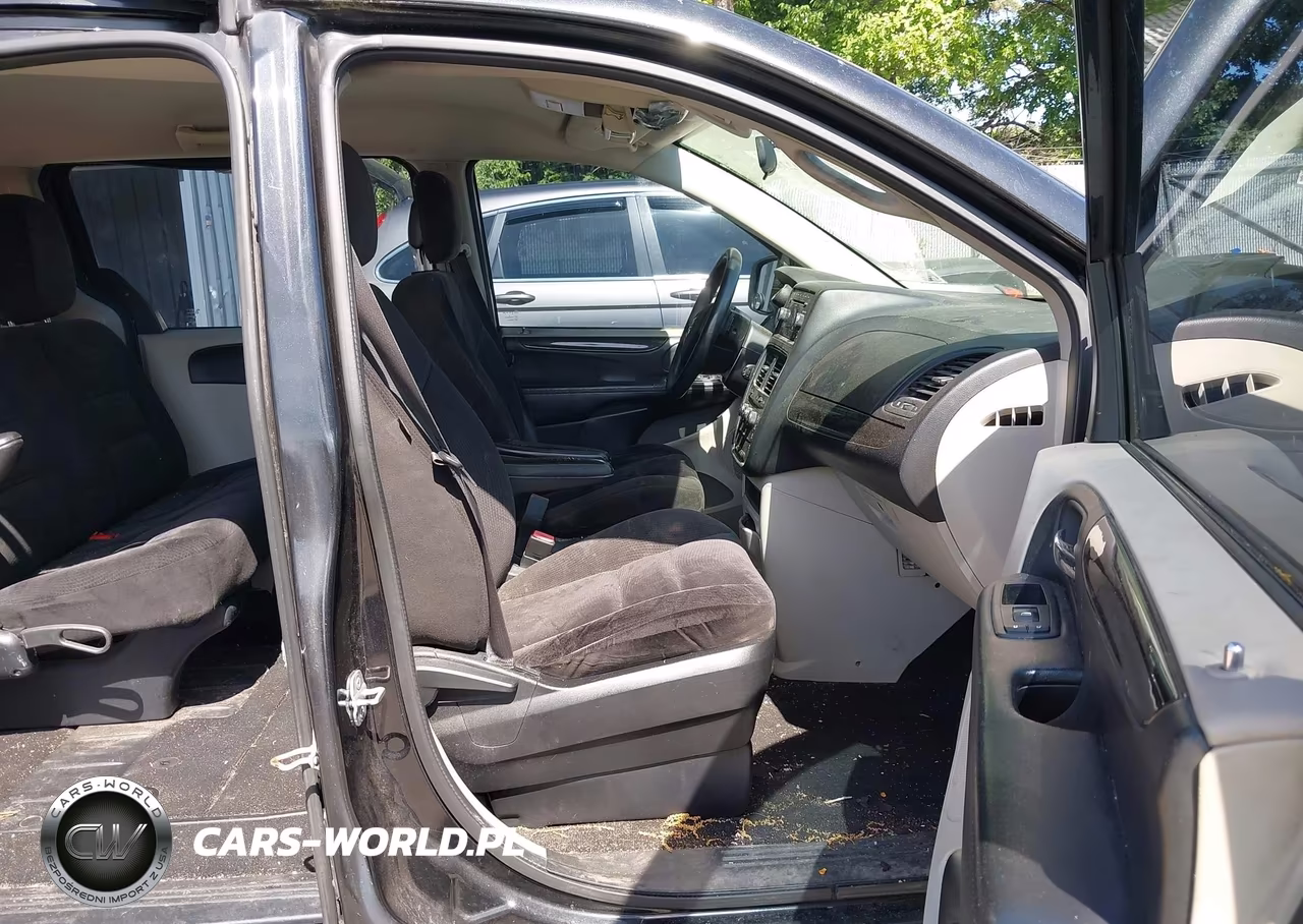 2014 Dodge Grand Caravan American Value Pkg VIN:2C4RDGBG9ER458860 - 5