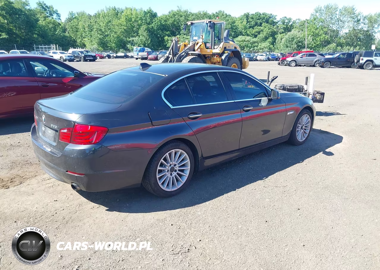 2013 BMW 535I xDrive VIN:WBAFU7C52DDU72906 - 4