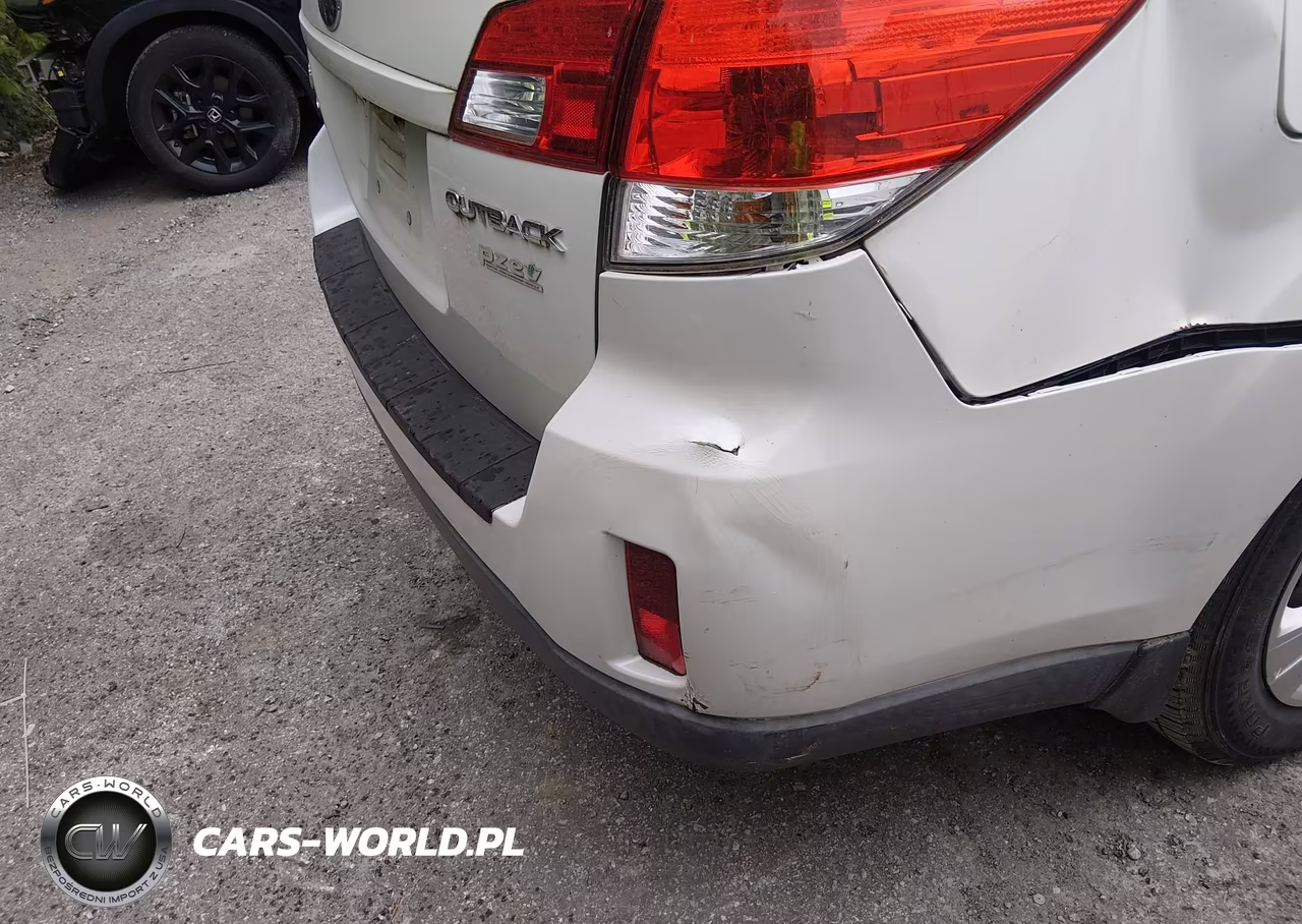 2011 Subaru Outback 2.5I VIN:4S4BRBAC9B3408707 - 12