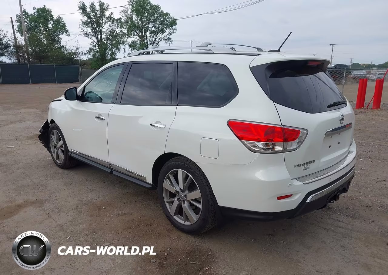 2015 Nissan Pathfinder Platinum VIN:5N1AR2MM2FC687505 - 3