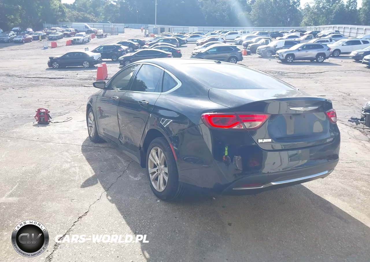 2015 Chrysler 200 Limited VIN:1C3CCCAB5FN705432 - 3