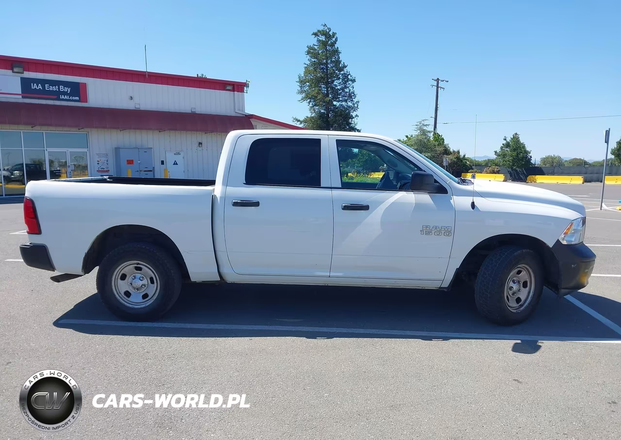 2018 Ram 1500 Tradesman 4X2 5'7 Box VIN:1C6RR6KG7JS347283 - 14