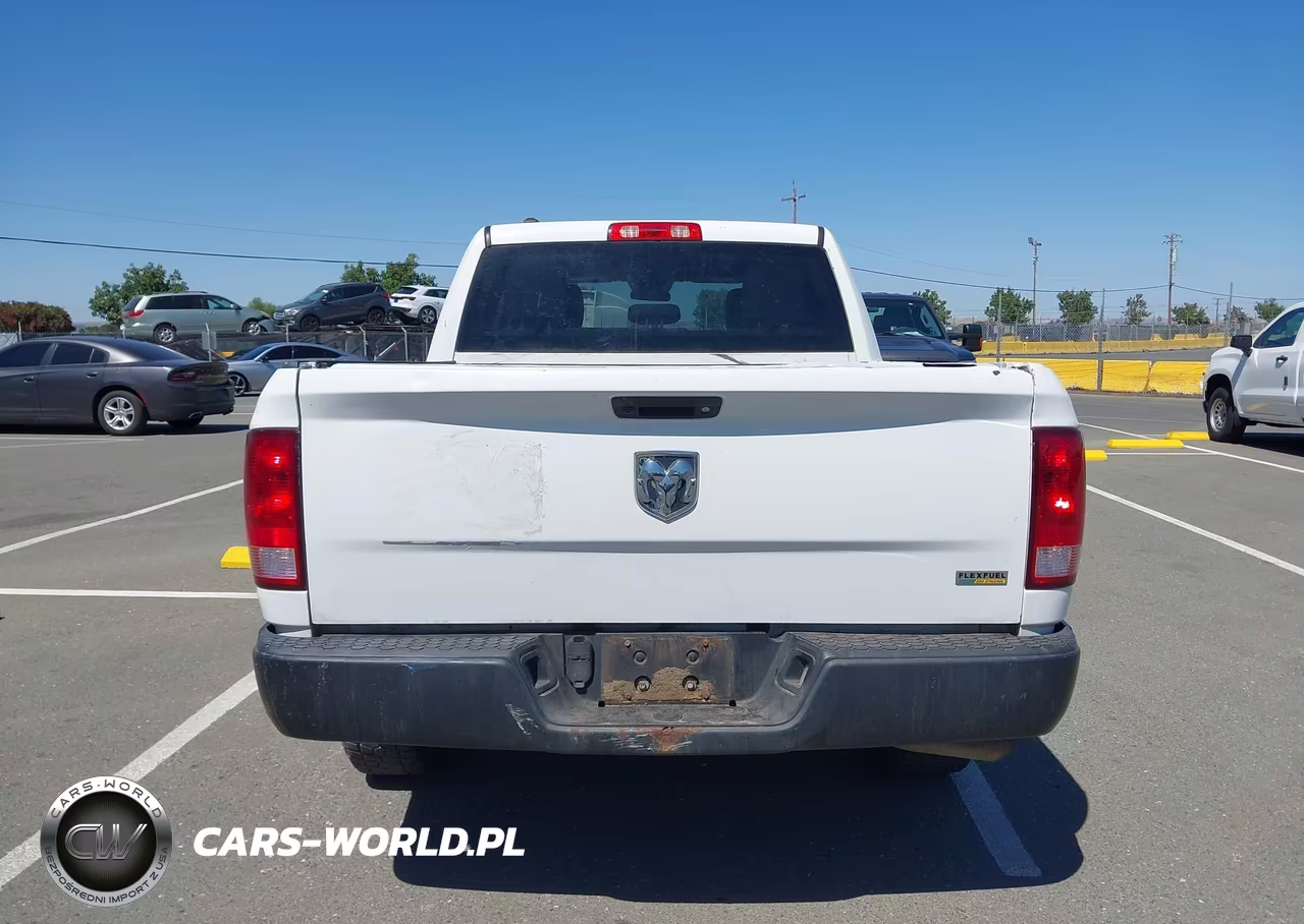 2018 Ram 1500 Tradesman 4X2 5'7 Box VIN:1C6RR6KG7JS347283 - 17