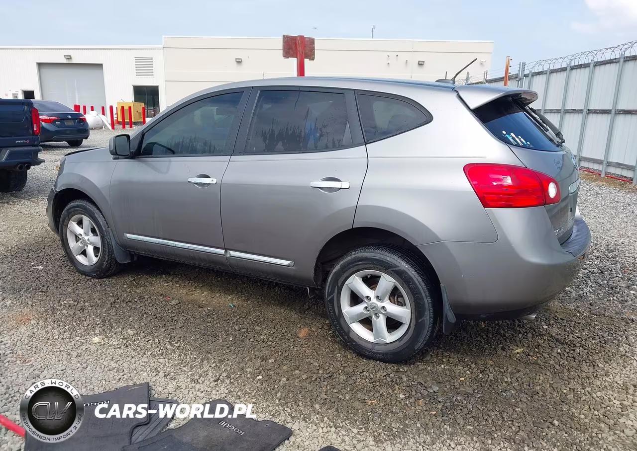 2013 Nissan Rogue S VIN:JN8AS5MT0DW546479 - 3