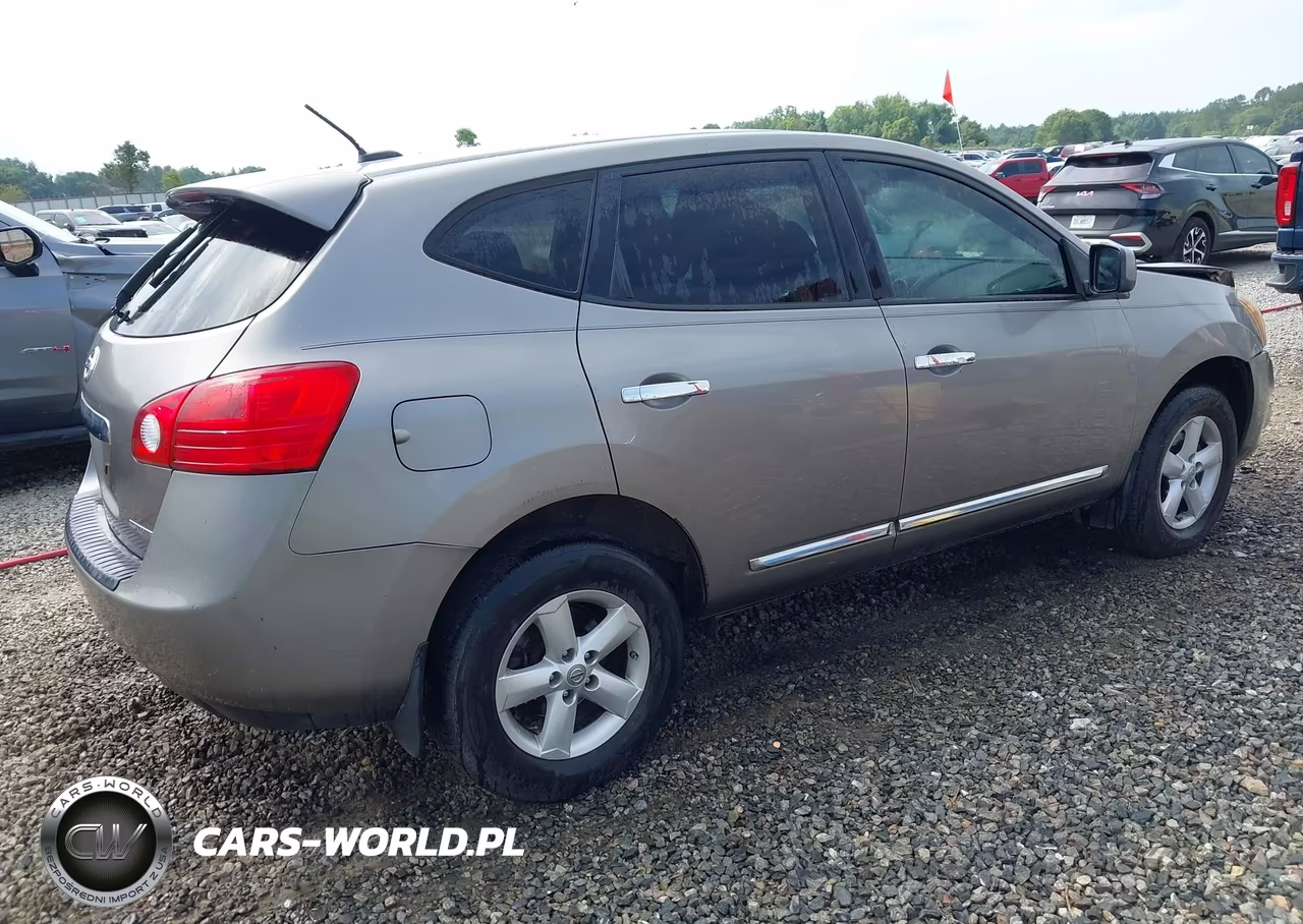 2013 Nissan Rogue S VIN:JN8AS5MT0DW546479 - 4