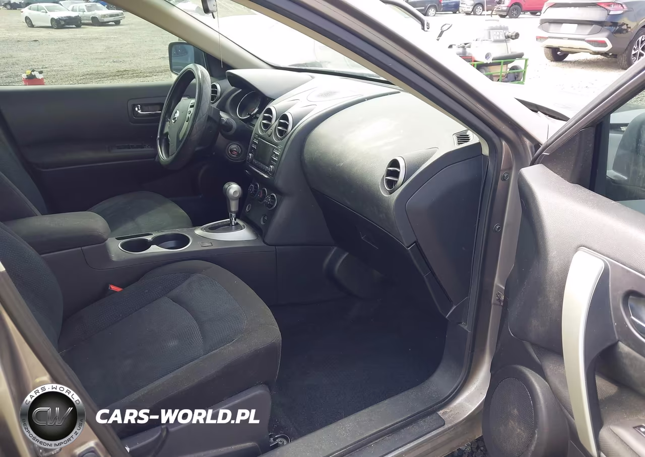2013 Nissan Rogue S VIN:JN8AS5MT0DW546479 - 5