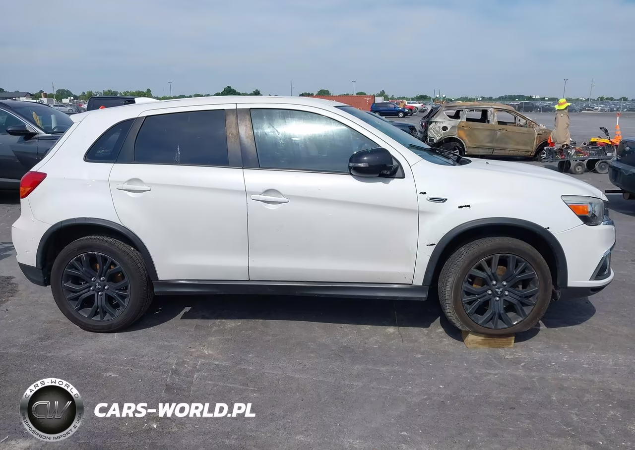 2019 Mitsubishi Outlander Sport 2.0 Le VIN:JA4AR3AU4KU024661 - 14