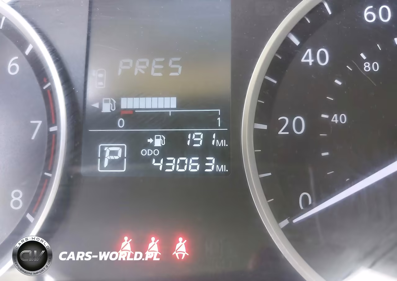 2024 Nissan Versa 1.6 S VIN:3N1CN8DV2RL814382 - 15