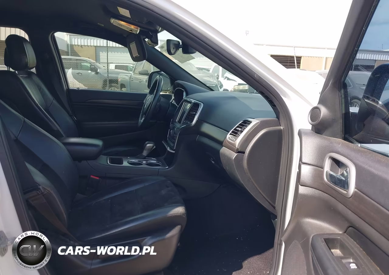 2018 Jeep Grand Cherokee Altitude 4X2 VIN:1C4RJEAG6JC110354 - 5
