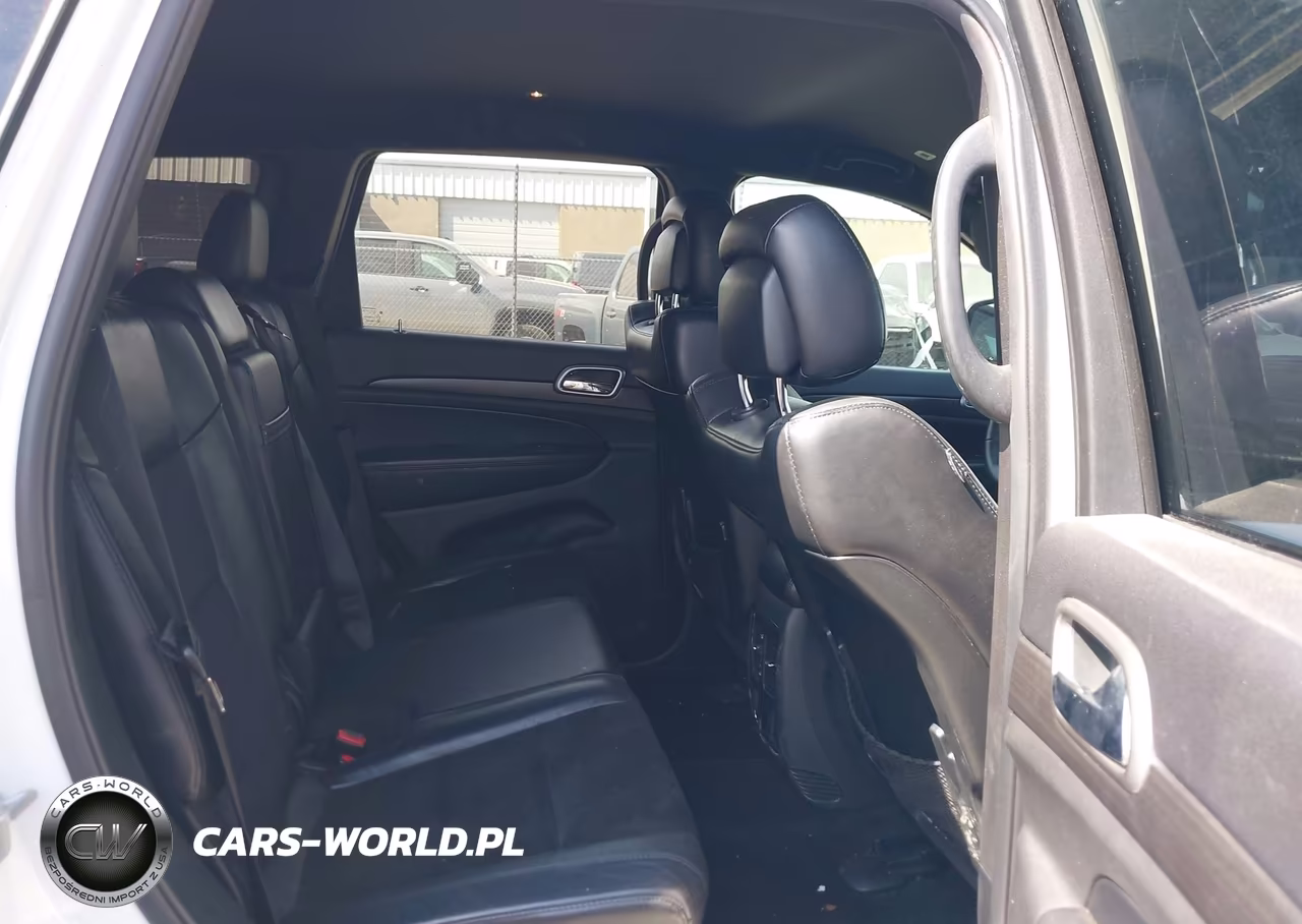 2018 Jeep Grand Cherokee Altitude 4X2 VIN:1C4RJEAG6JC110354 - 8