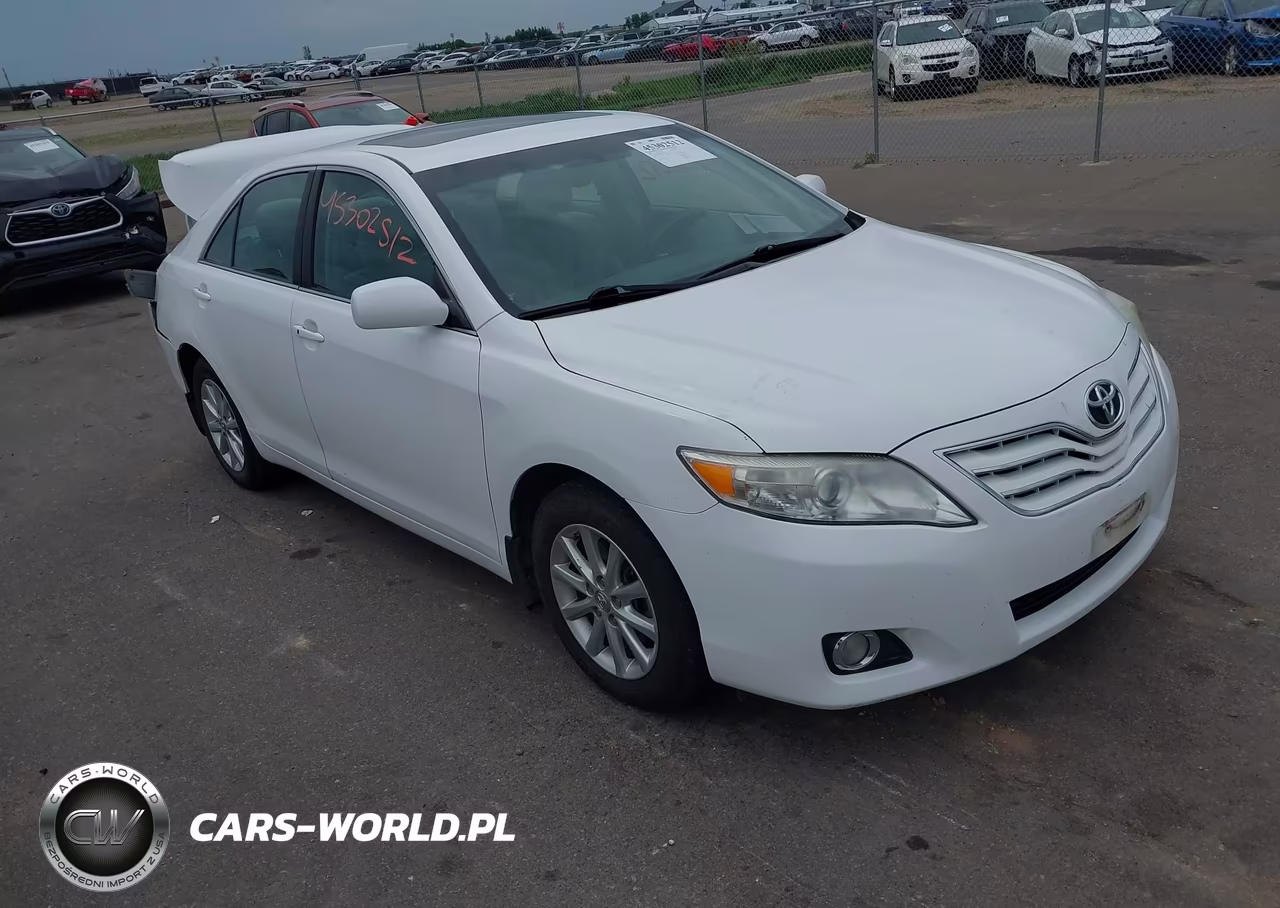 2011 Toyota Camry Xle V6 – zdjęcie 1 z 16