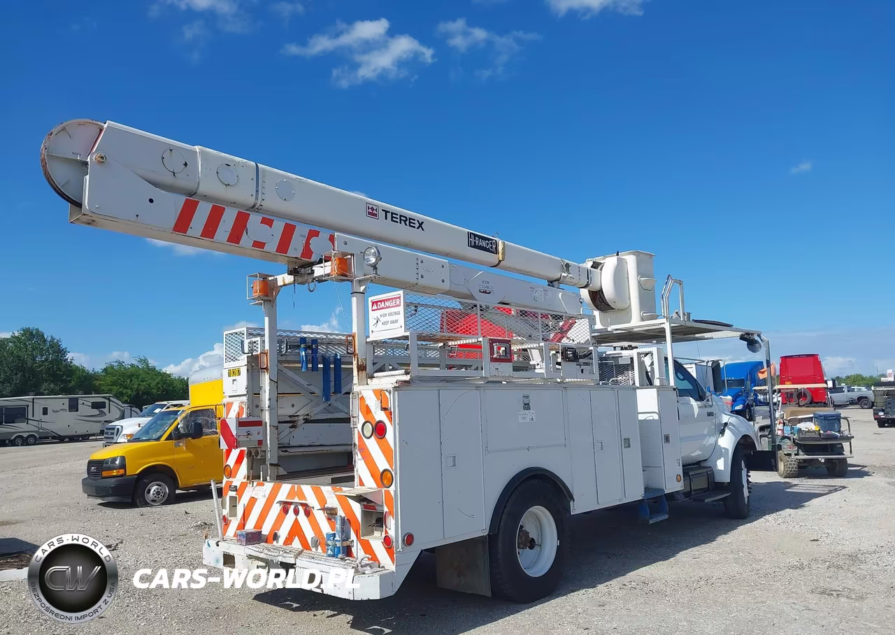 2007 Ford F-750 Xl-Xlt VIN:3FRXF75T27V507382 - 4