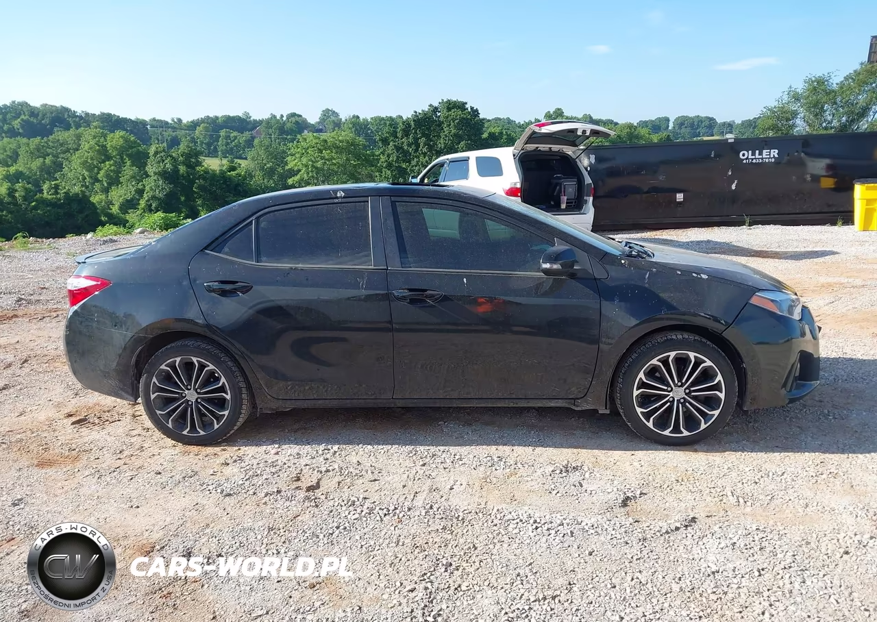 2016 Toyota Corolla S Plus VIN:5YFBURHE0GP474483 - 11