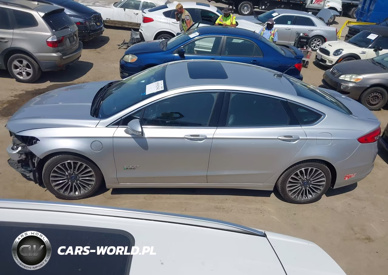 2017 Ford Fusion Energi Se Luxury VIN:3FA6P0PU0HR379436 - 15