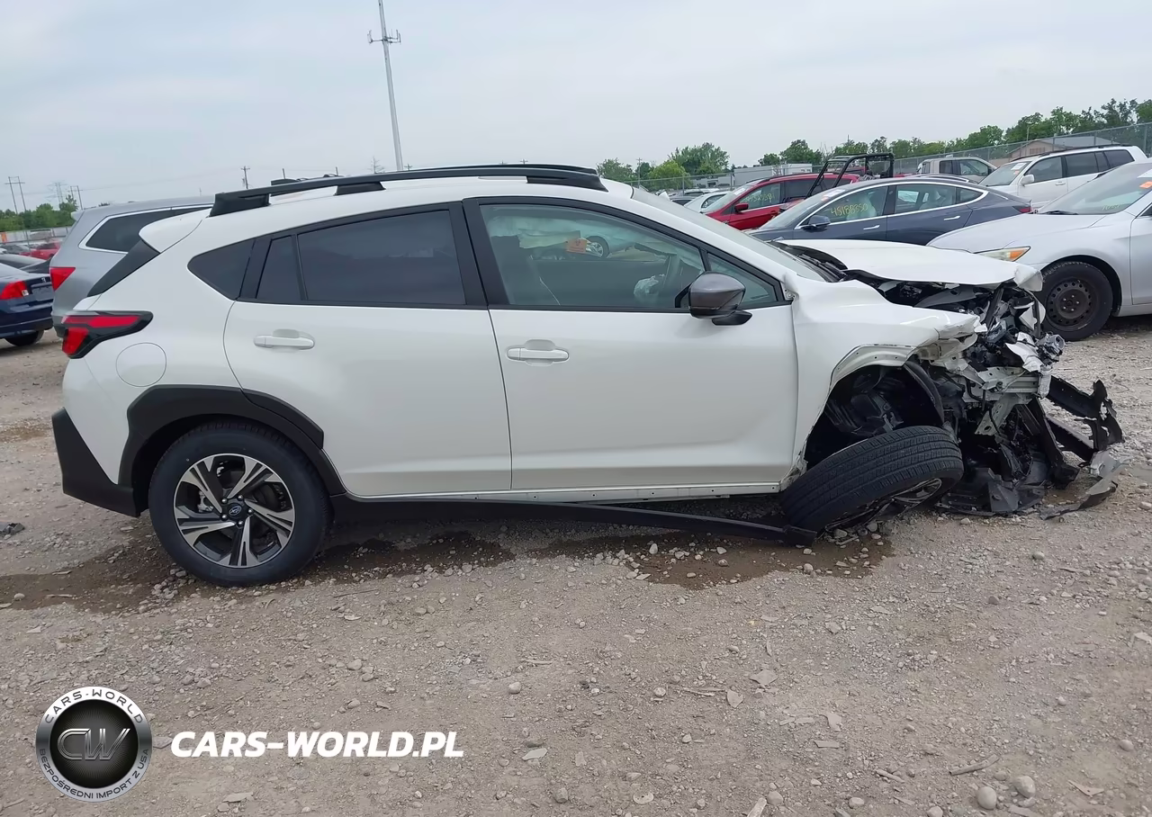 2024 Subaru Crosstrek Premium VIN:JF2GUADC0R8331013 - 13