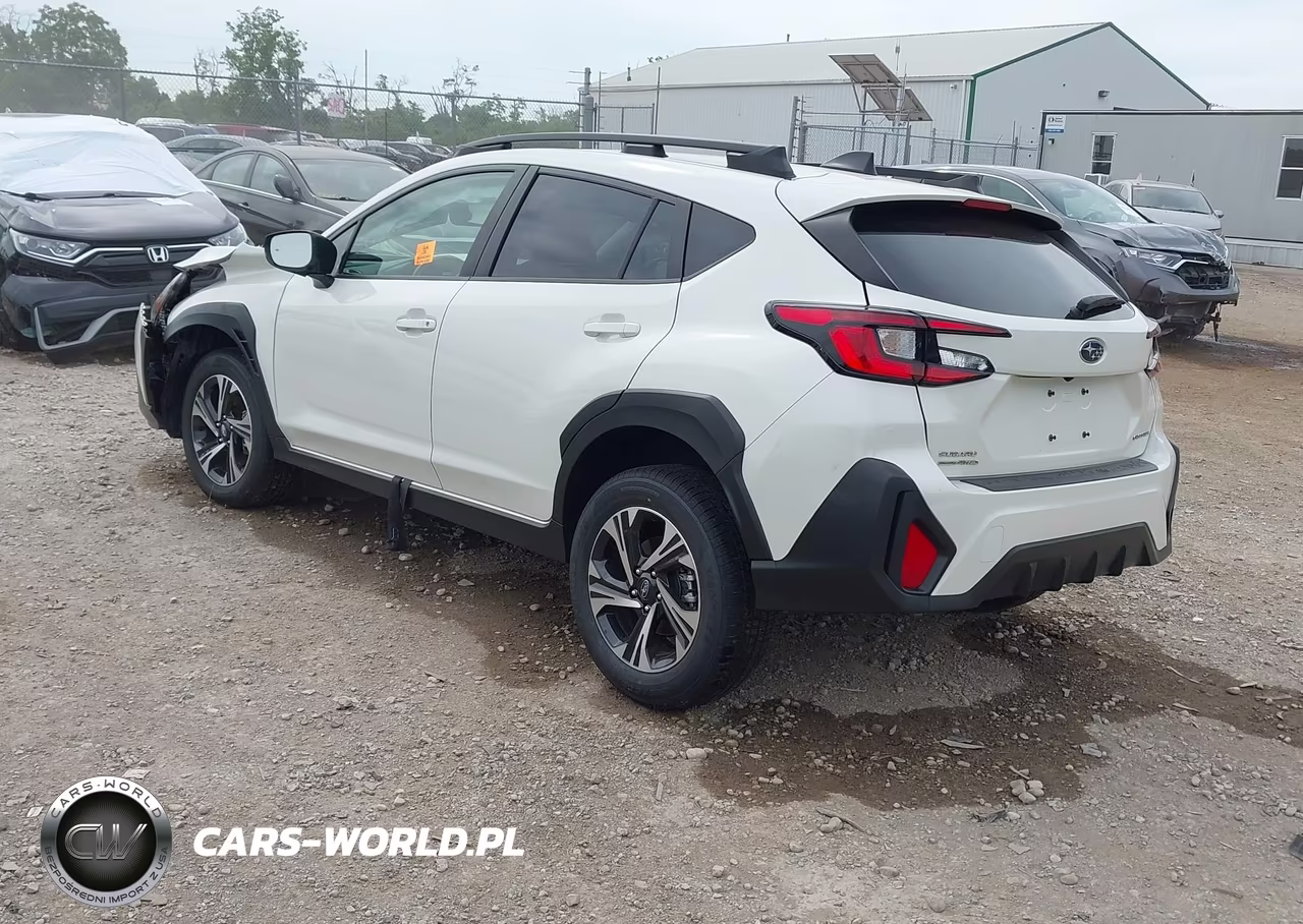 2024 Subaru Crosstrek Premium VIN:JF2GUADC0R8331013 - 3