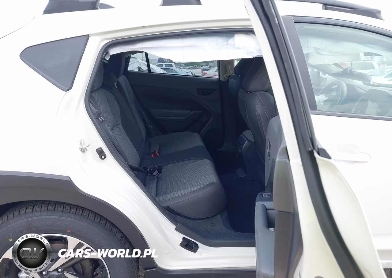2024 Subaru Crosstrek Premium VIN:JF2GUADC0R8331013 - 8