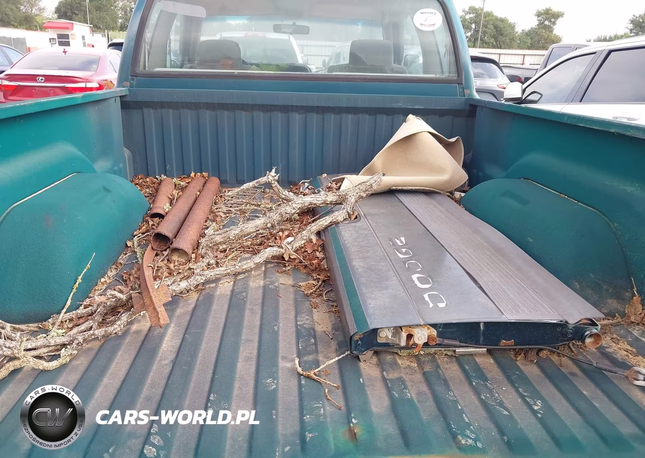 1996 Dodge Ram 1500 VIN:3B7HF13Y5TG194758 - 12