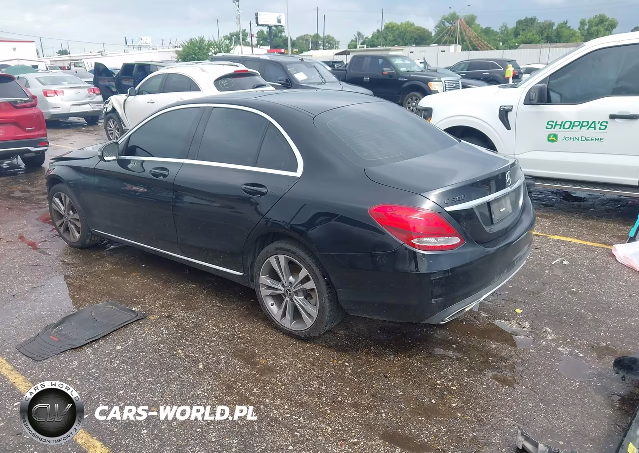 2017 Mercedes-Benz C 300 4Matic VIN:55SWF4KB2HU222629 - 3