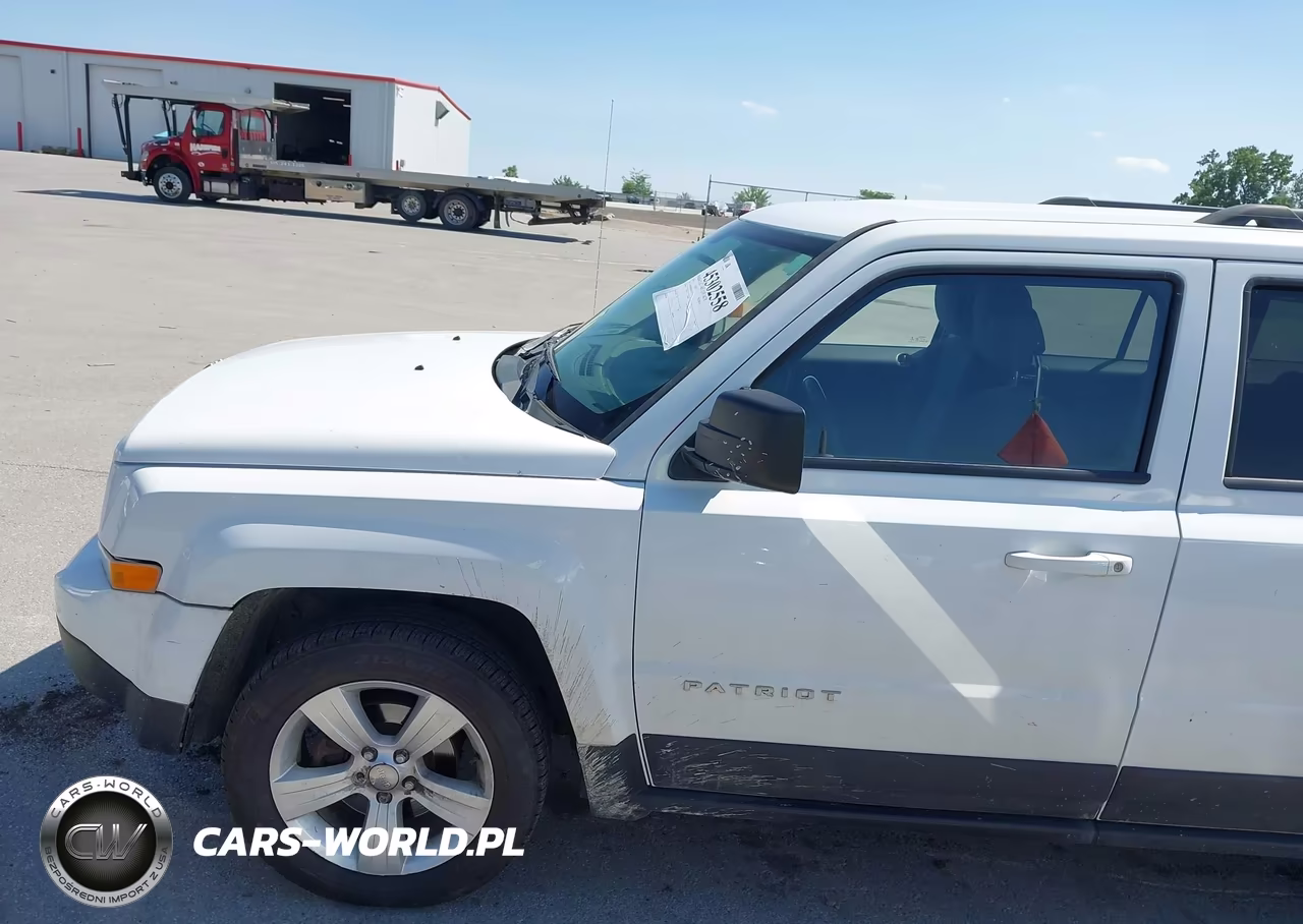2014 Jeep Patriot Latitude VIN:1C4NJPFB8ED826311 - 13
