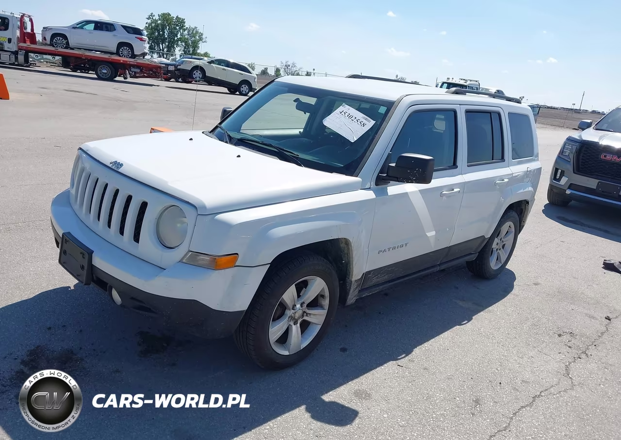 2014 Jeep Patriot Latitude VIN:1C4NJPFB8ED826311 - 2