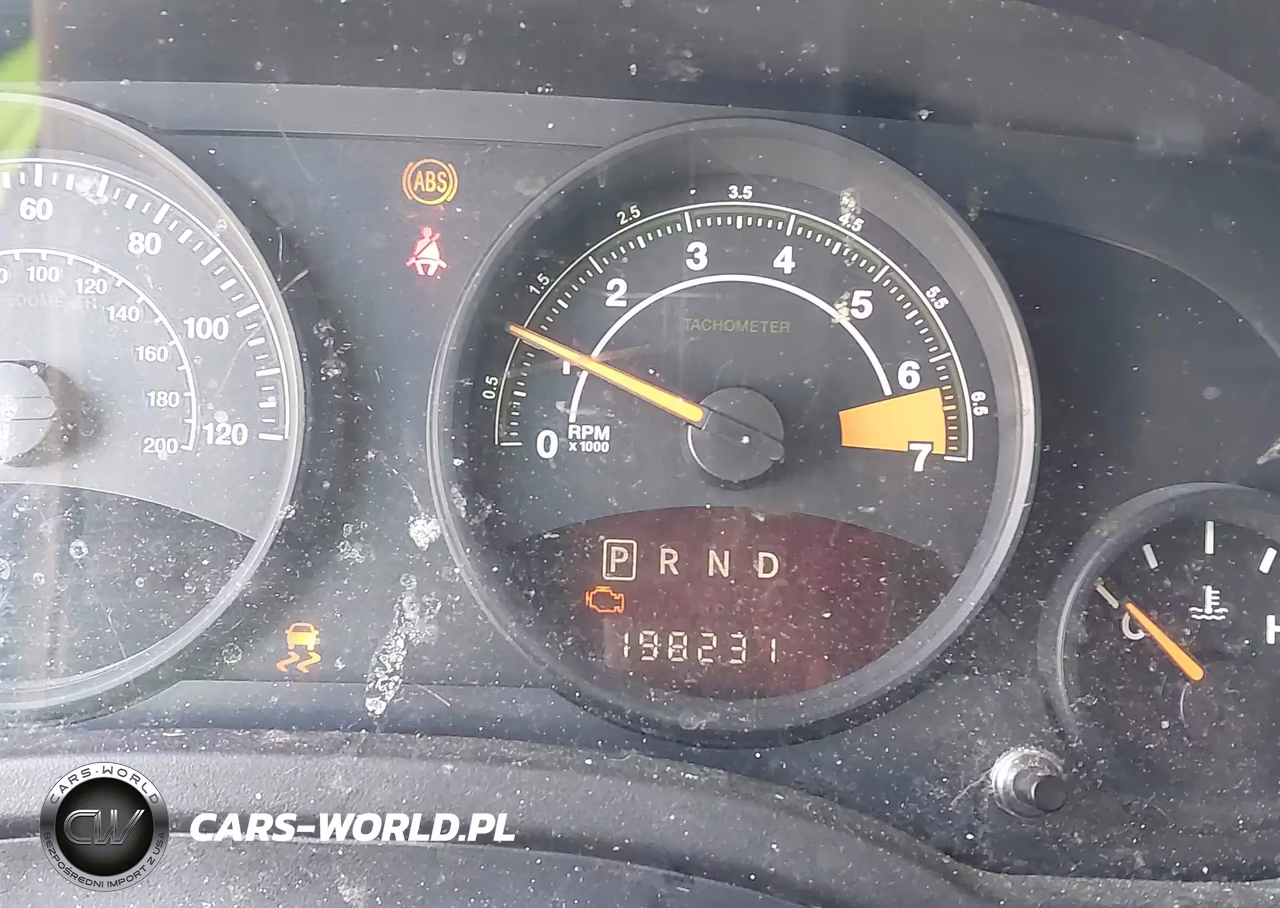 2014 Jeep Patriot Latitude VIN:1C4NJPFB8ED826311 - 7