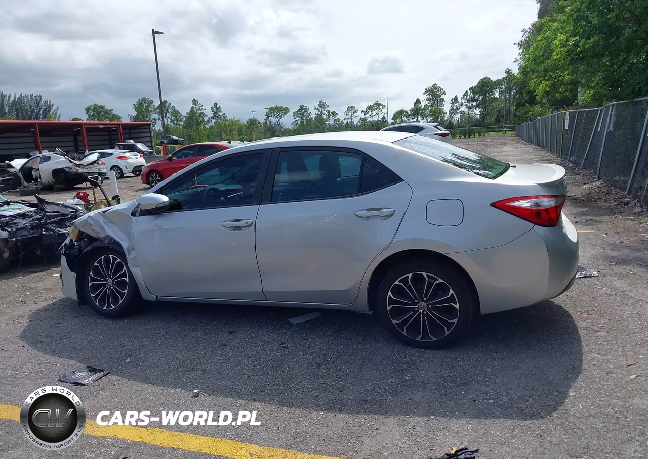 2015 Toyota Corolla S Plus VIN:2T1BURHE5FC315103 - 14