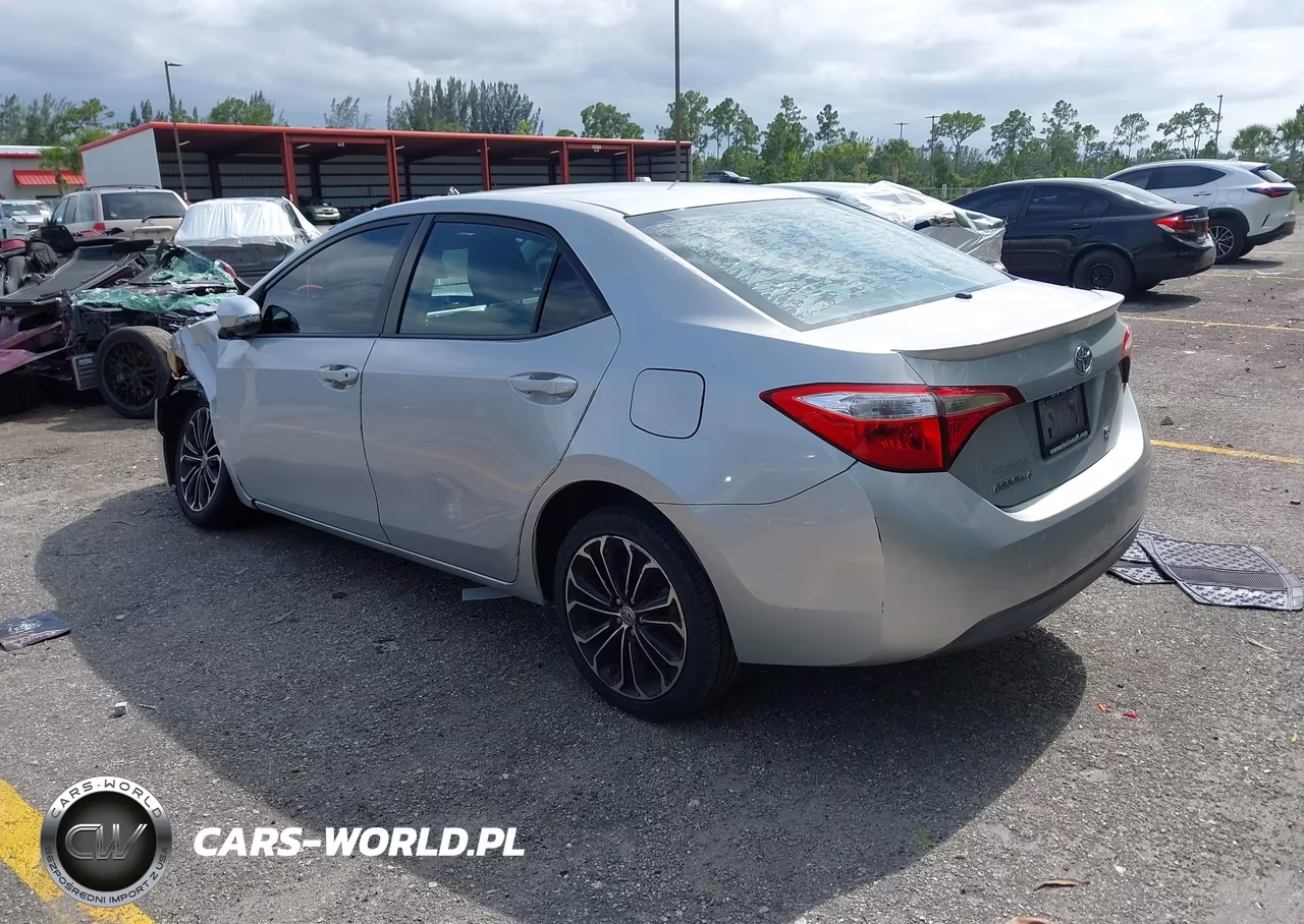 2015 Toyota Corolla S Plus VIN:2T1BURHE5FC315103 - 3