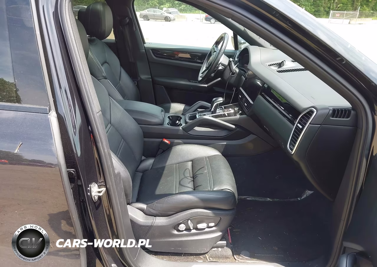 2020 Porsche Cayenne Coupe VIN:WP1BE2AY8LDA55060 - 5