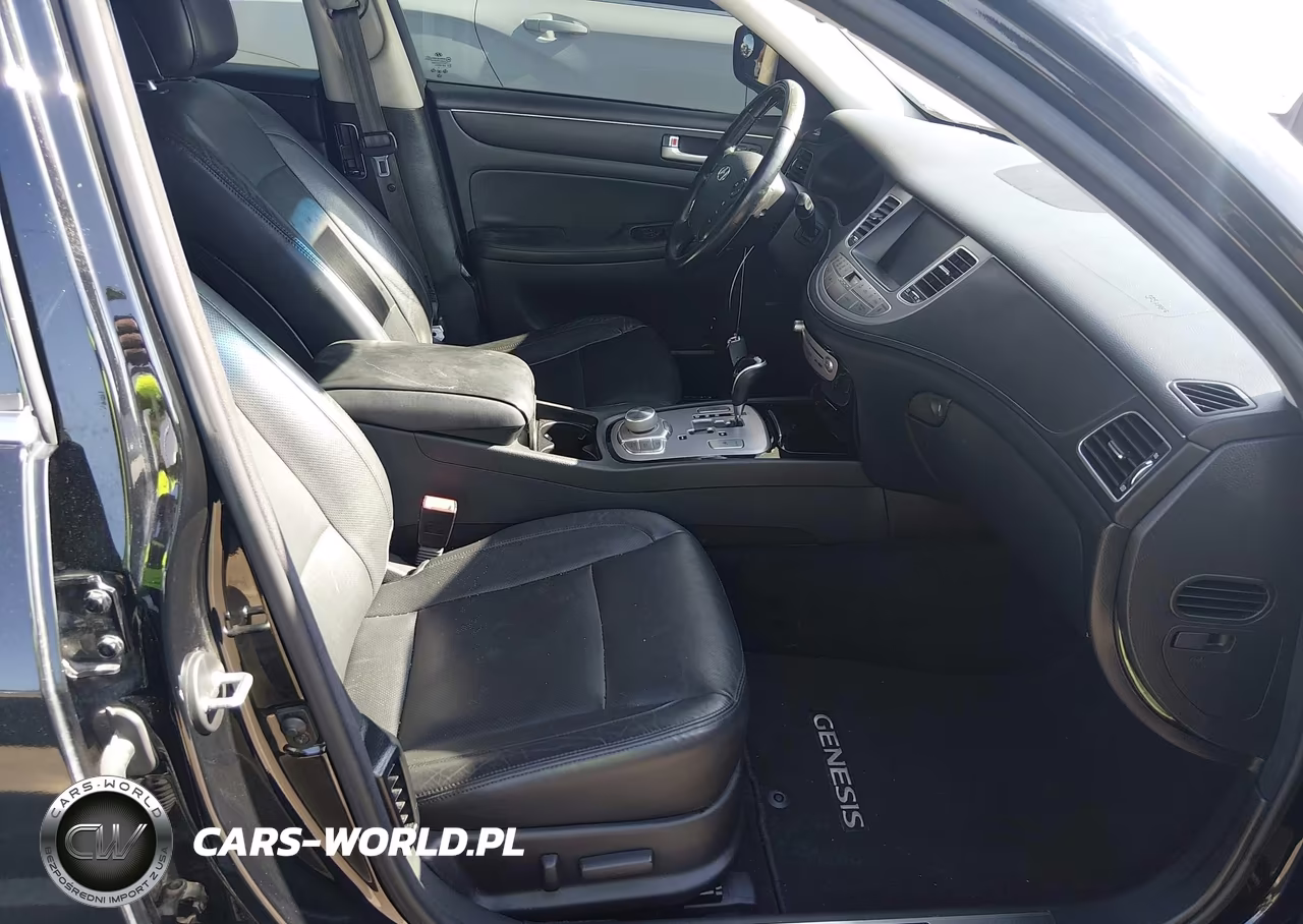 2012 Hyundai Genesis 4.6 VIN:KMHGC4DF7CU193221 - 5
