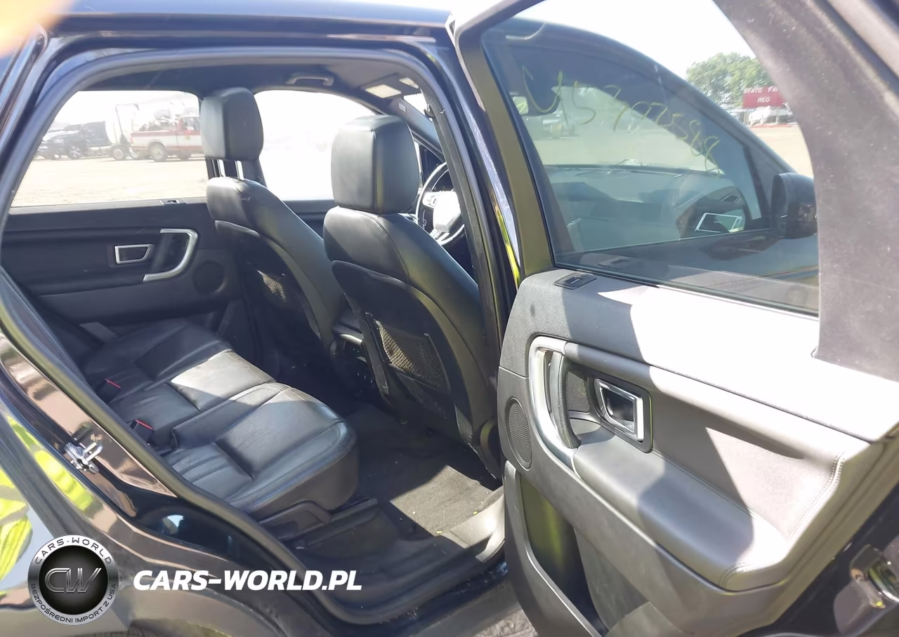 2016 LAND ROVER DISCOVERY HSE VIN:SALCR2BG5GH569360 - 8