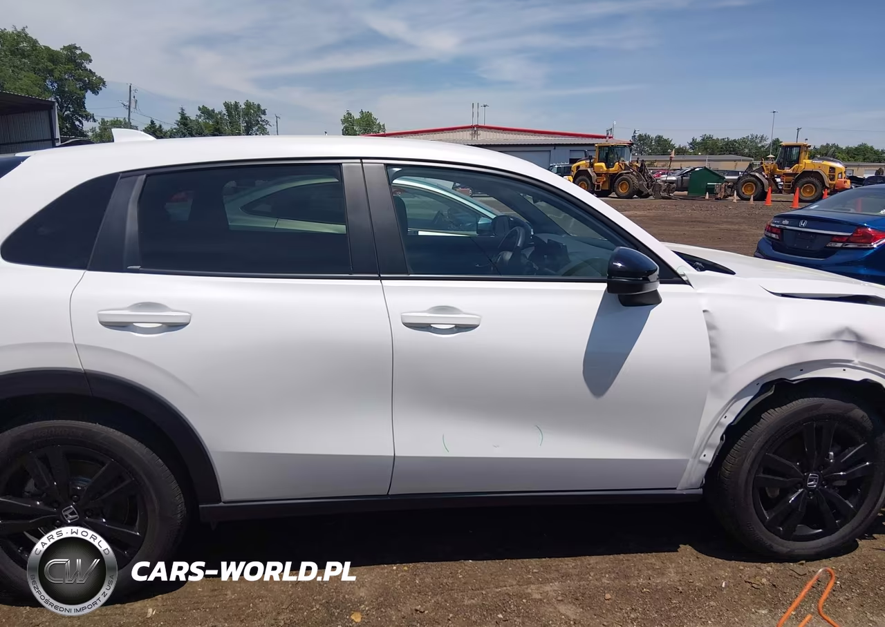 2026 Honda Hr-V Awd Sport VIN:3CZRZ2H5XTM706882 - 14