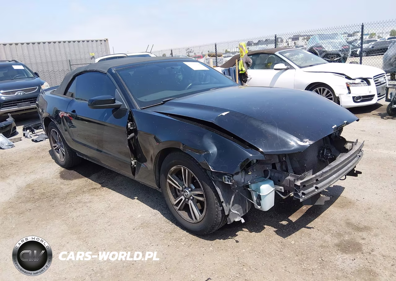 2013 Ford Mustang V6 Premium