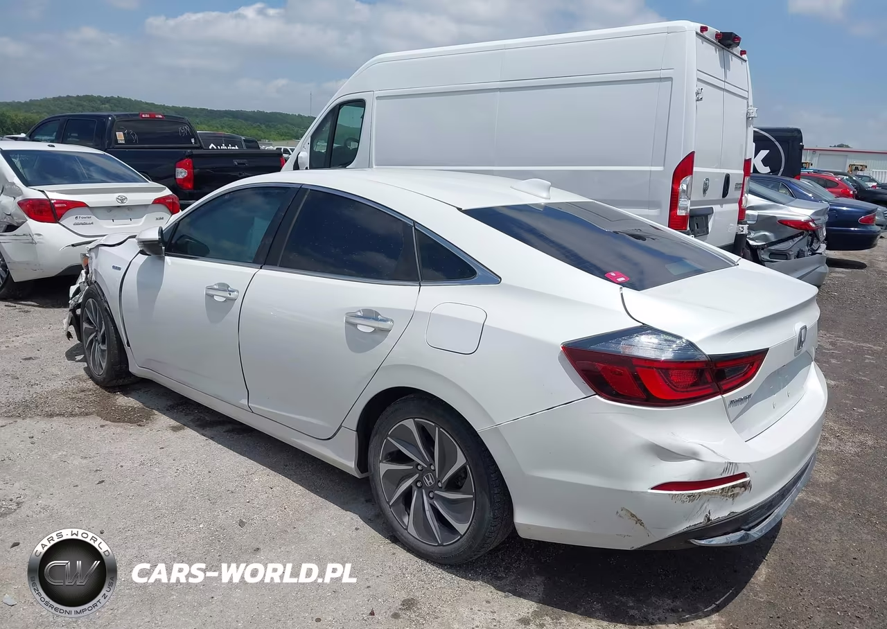 2020 Honda Insight Touring VIN:19XZE4F9XLE000413 - 3