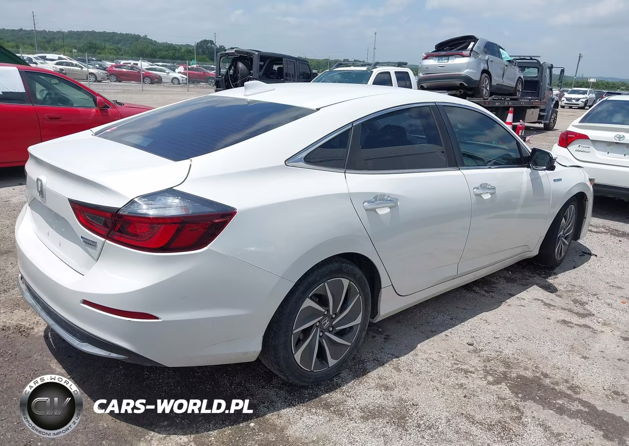2020 Honda Insight Touring VIN:19XZE4F9XLE000413 - 4