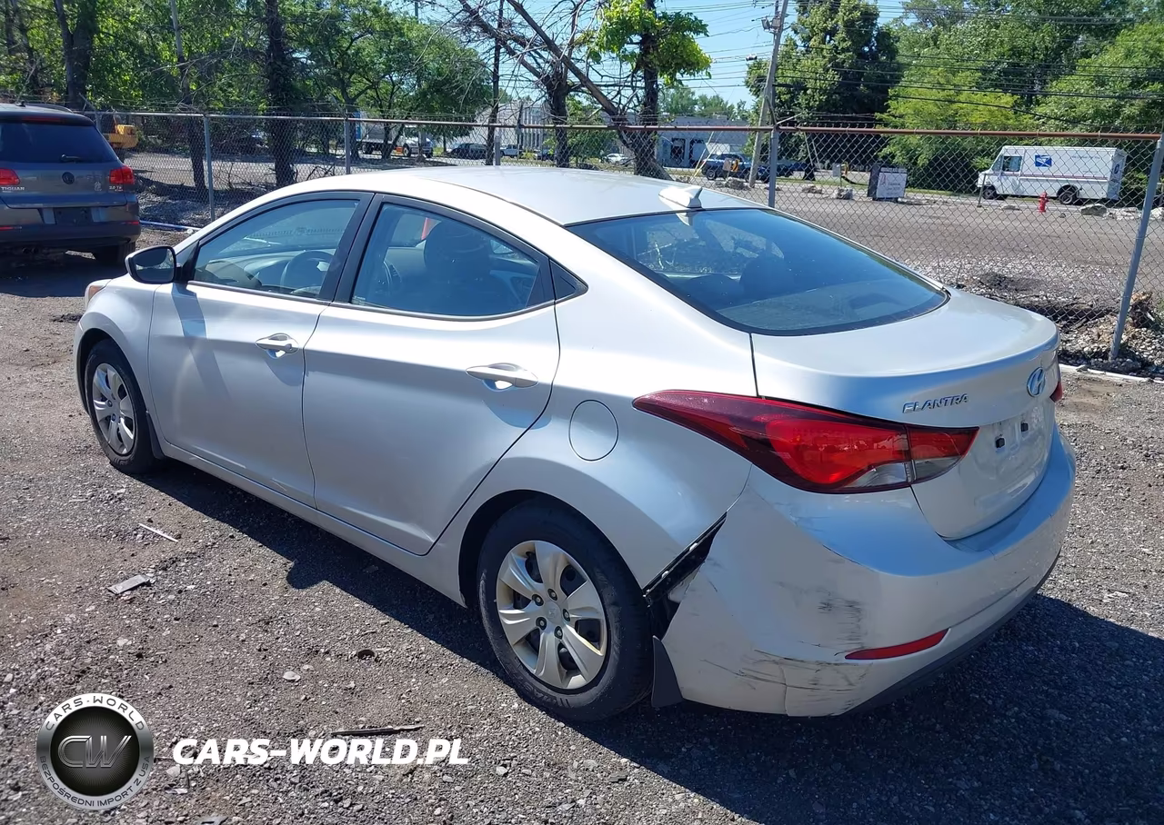 2016 Hyundai Elantra Se VIN:5NPDH4AE6GH797704 - 3