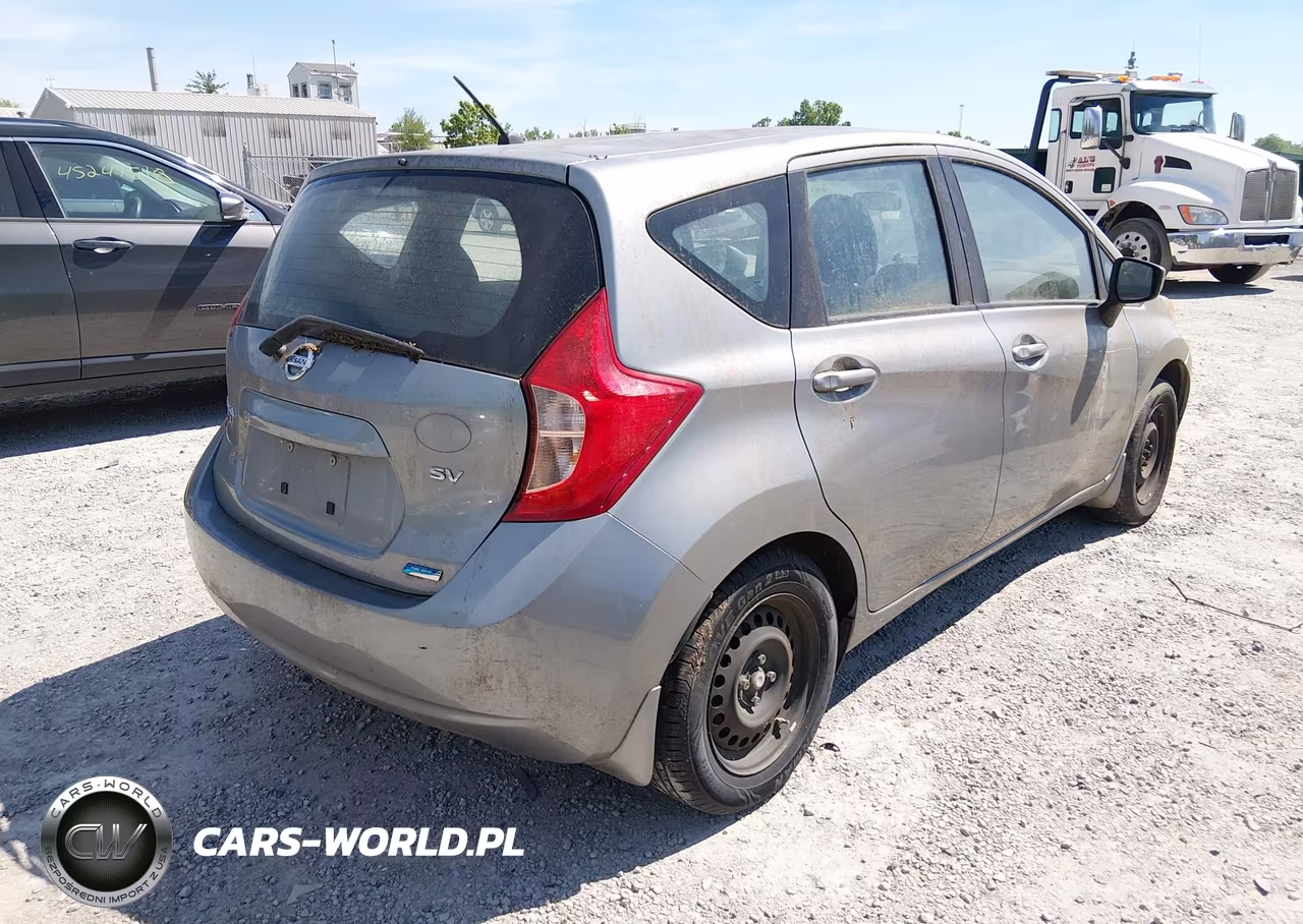 2015 Nissan Versa Note Sv VIN:3N1CE2CP9FL383910 - 4