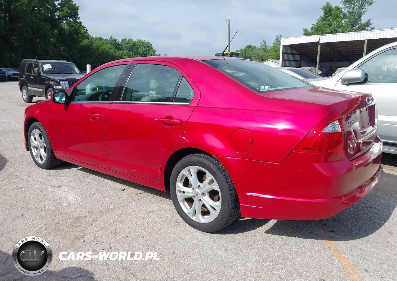 2012 Ford Fusion Se VIN:3FAHP0HA7CR437113 - 3