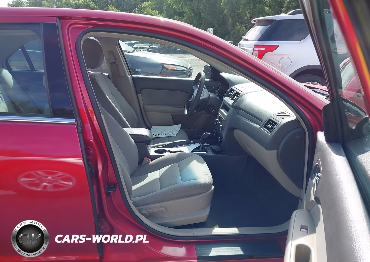 2012 Ford Fusion Se VIN:3FAHP0HA7CR437113 - 5