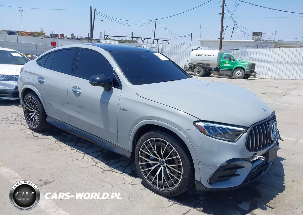 2025 Mercedes-Benz Amg Glc 43 Coupe 4Matic – zdjęcie 1 z 17